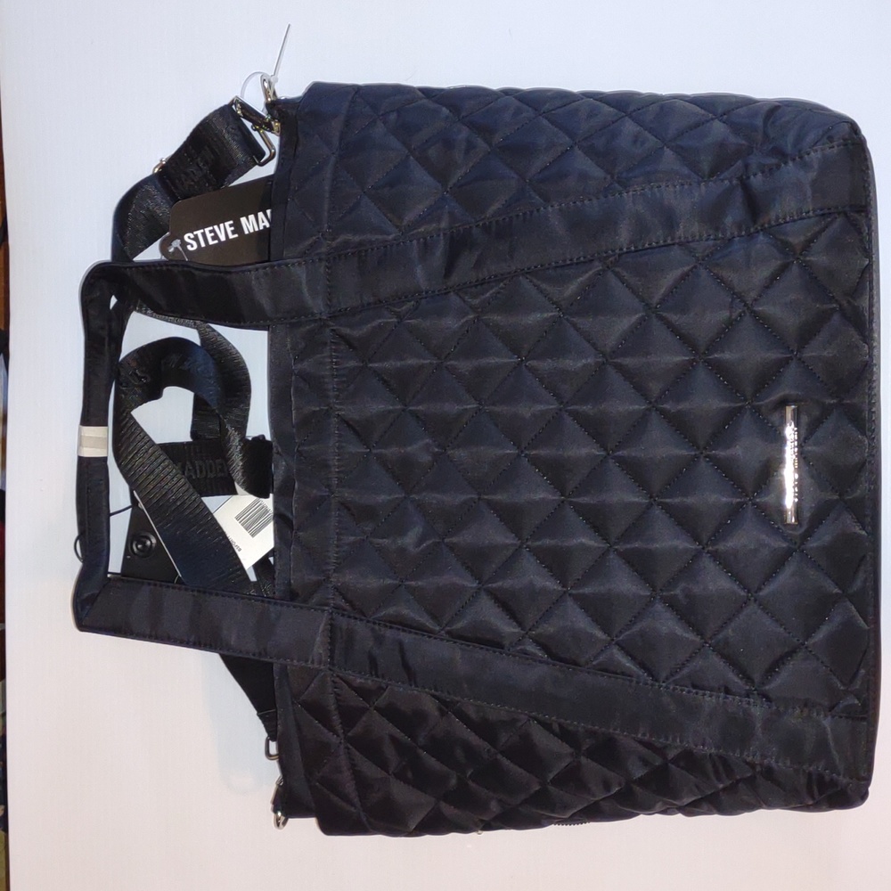 STEVE MADDEN Bsporty (2019) Weekender Tote in Black/White - Picture 2 of 9